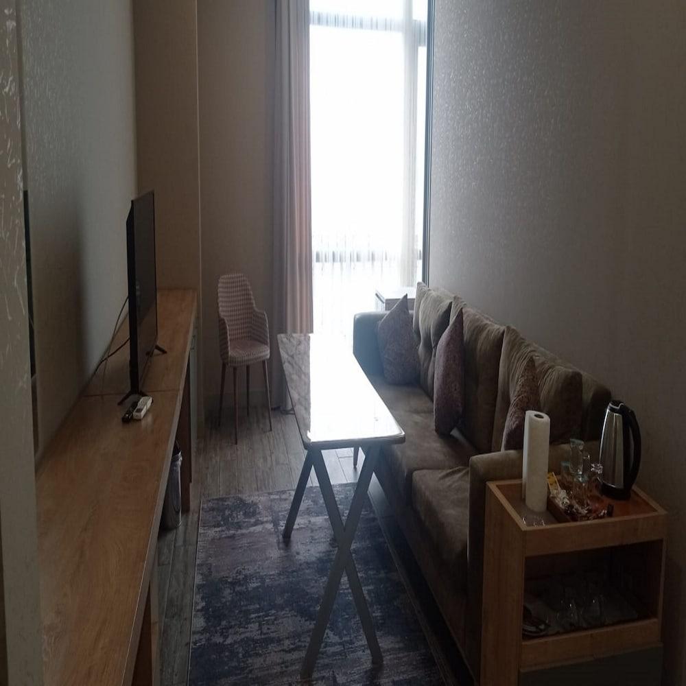 Agora Suites Истанбул Екстериор снимка